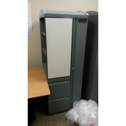 Teknion Grey Modified Wardrobe with 3 Shelves, 2 Drawers